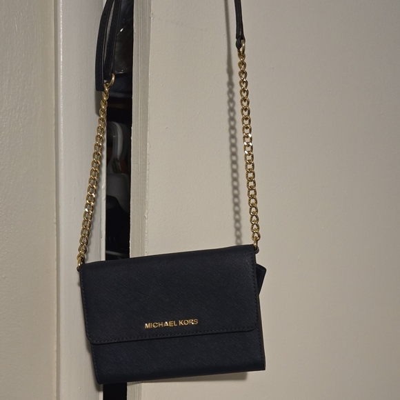 Navy Blue Michael Kors Black Crossbody Bag - Picture 2 of 10